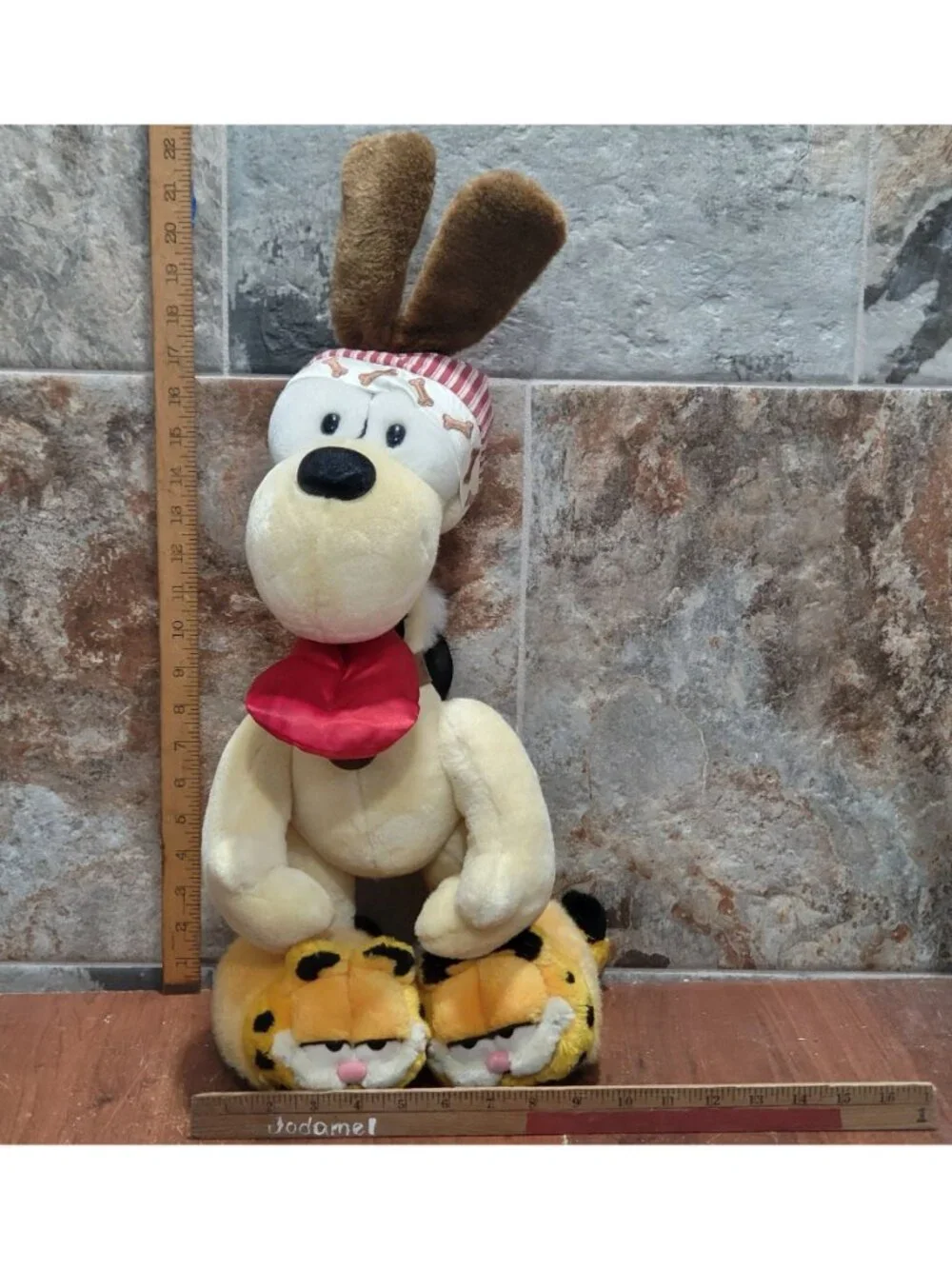 Danbury Mint Bedtime For Odie Large Plush Stand Up Base Signed Jim Davis Garfiel